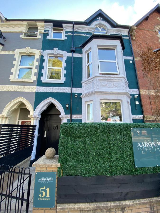 Aaron Wise - 51 Fitzhamon Apartments Cardiff Dış mekan fotoğraf