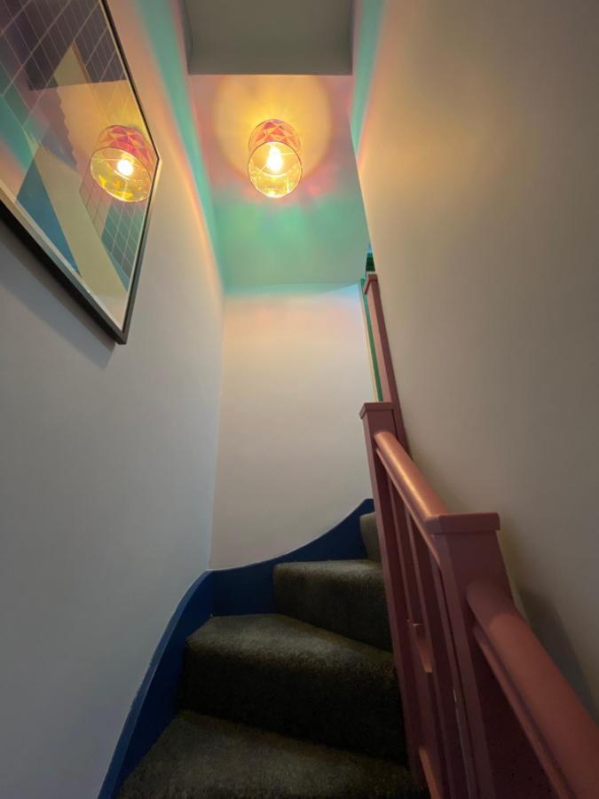 Aaron Wise - 51 Fitzhamon Apartments Cardiff Dış mekan fotoğraf