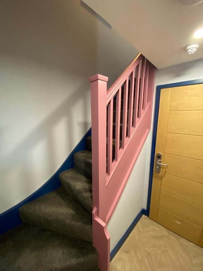Aaron Wise - 51 Fitzhamon Apartments Cardiff Dış mekan fotoğraf