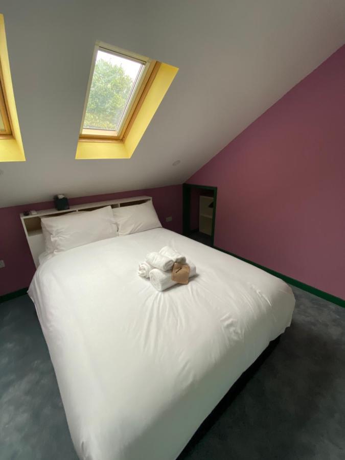 Aaron Wise - 51 Fitzhamon Apartments Cardiff Dış mekan fotoğraf