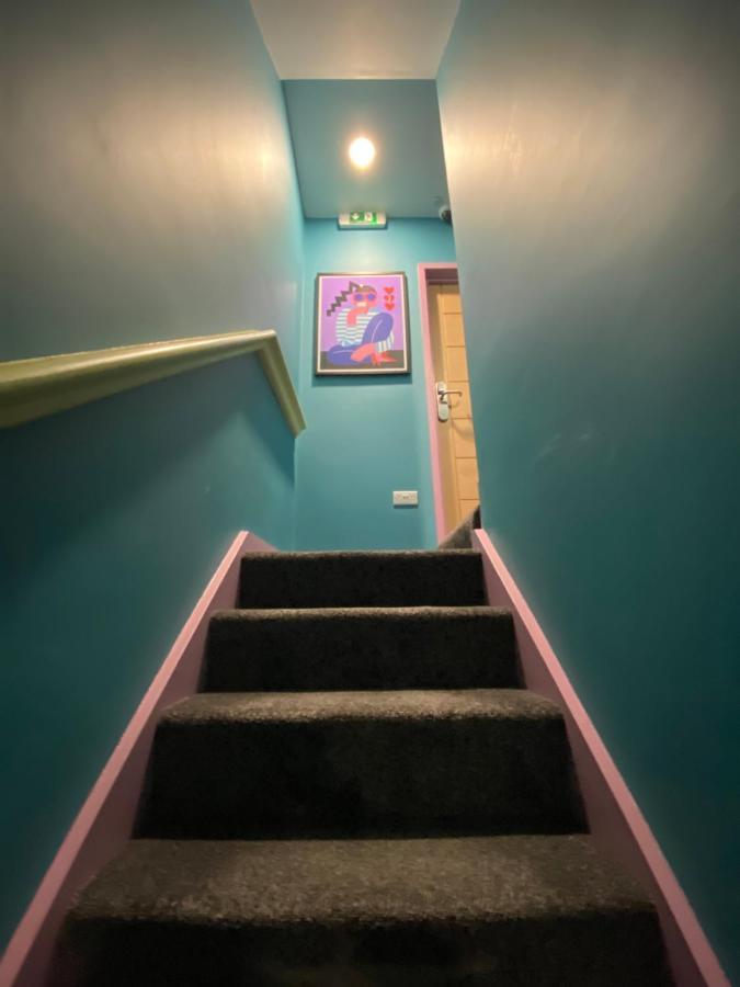 Aaron Wise - 51 Fitzhamon Apartments Cardiff Dış mekan fotoğraf