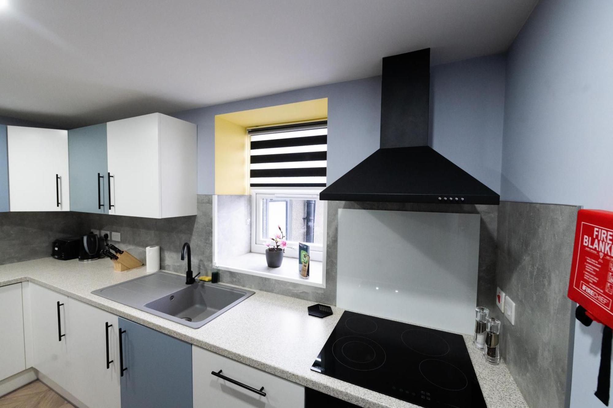 Aaron Wise - 51 Fitzhamon Apartments Cardiff Dış mekan fotoğraf