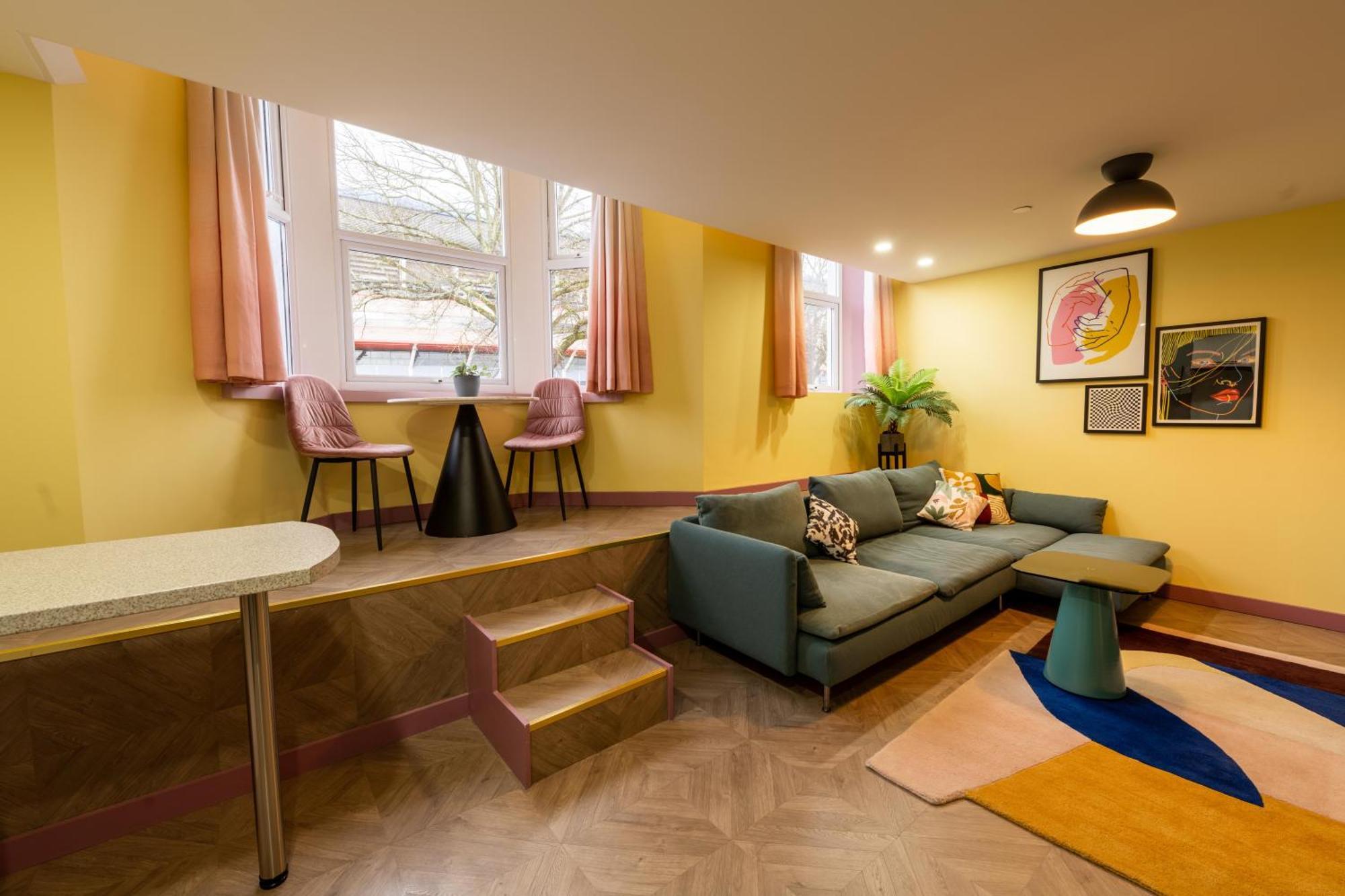 Aaron Wise - 51 Fitzhamon Apartments Cardiff Dış mekan fotoğraf