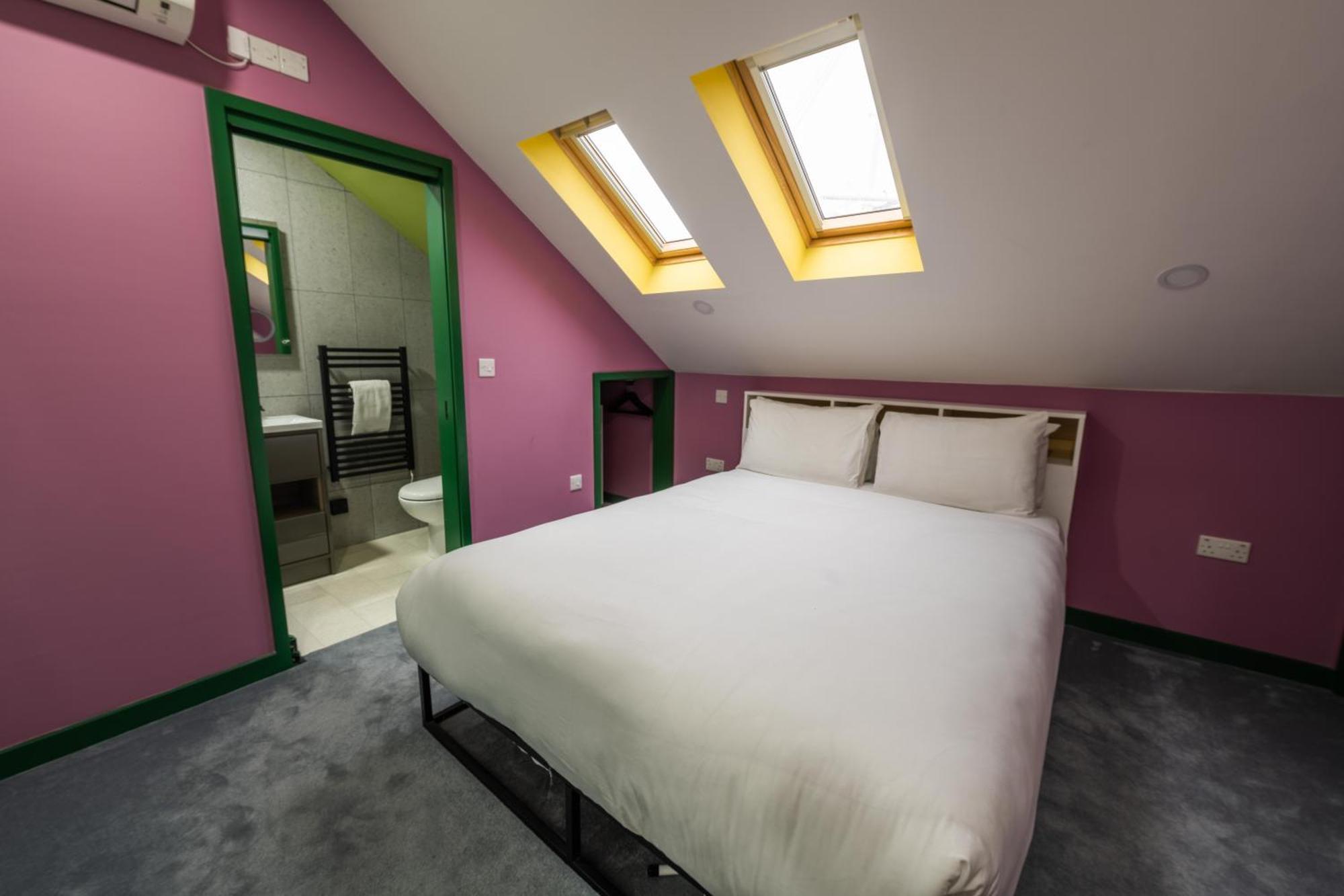 Aaron Wise - 51 Fitzhamon Apartments Cardiff Dış mekan fotoğraf